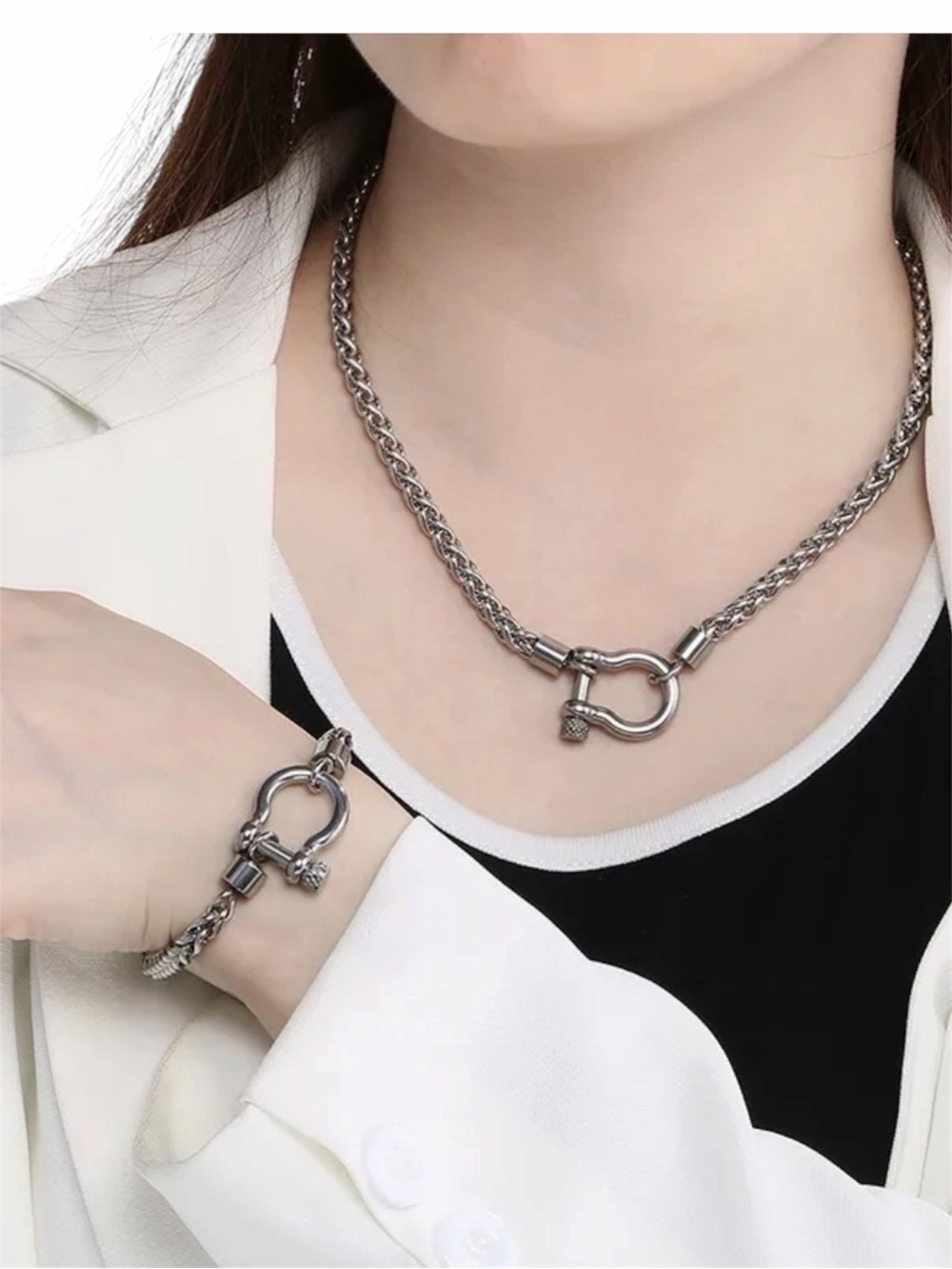 Rope Chain Screw Lock Necklace and Bracelet Set NWT